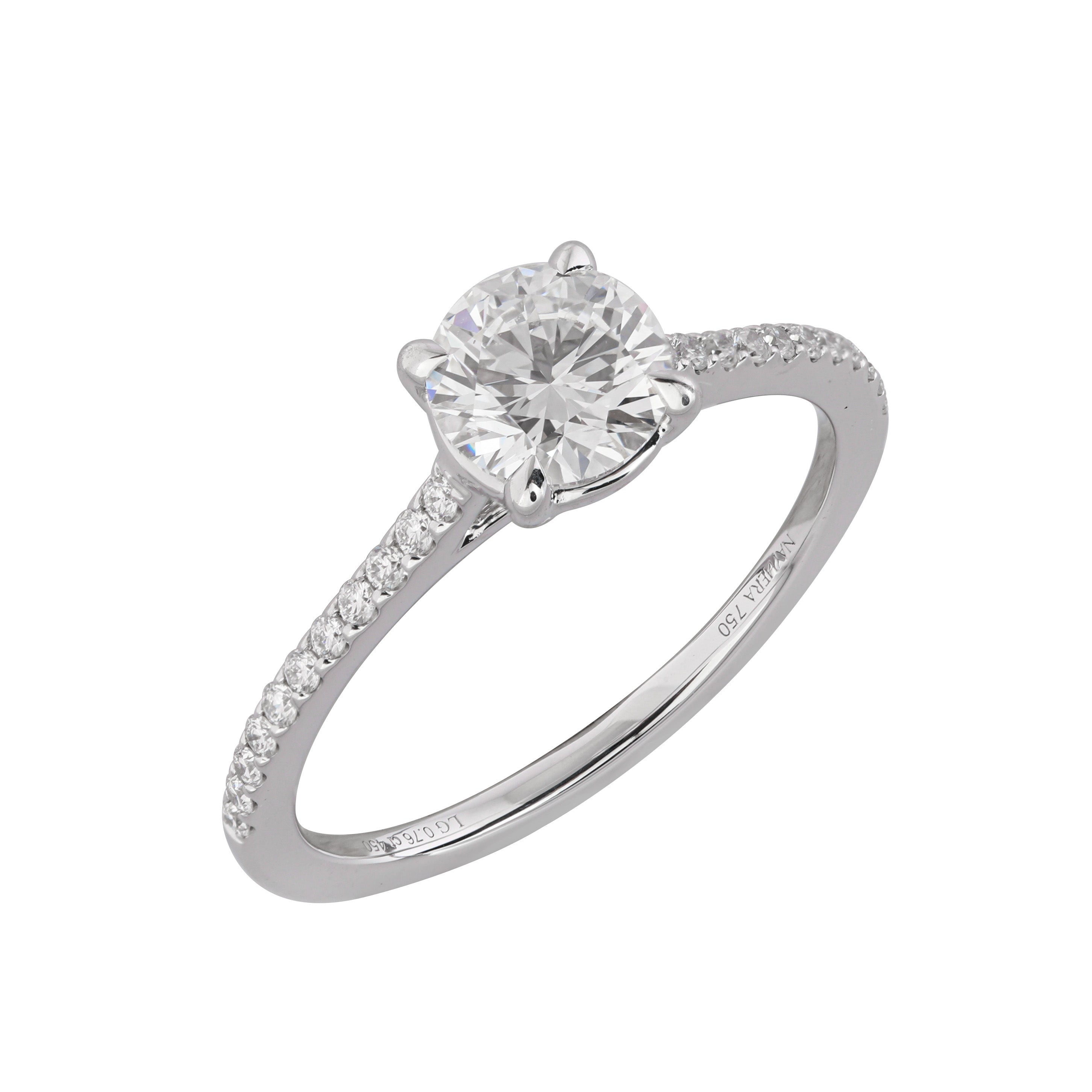 Ring Nizza von Nayhera mit rundem Labordiamanten (IGI-zertifiziert) und 22 seitlichen Brillanten in 750 Gold Verlobungsring Engagementring
