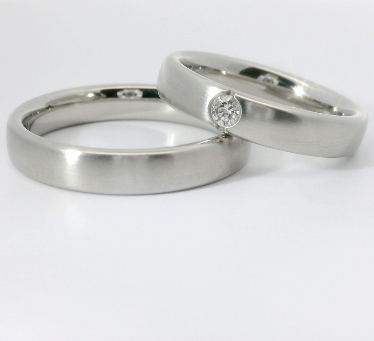 Ehering Damen 950 Platin mit Brillant | Max Kemper – Made in Germany | Artikelnummer 70024-000