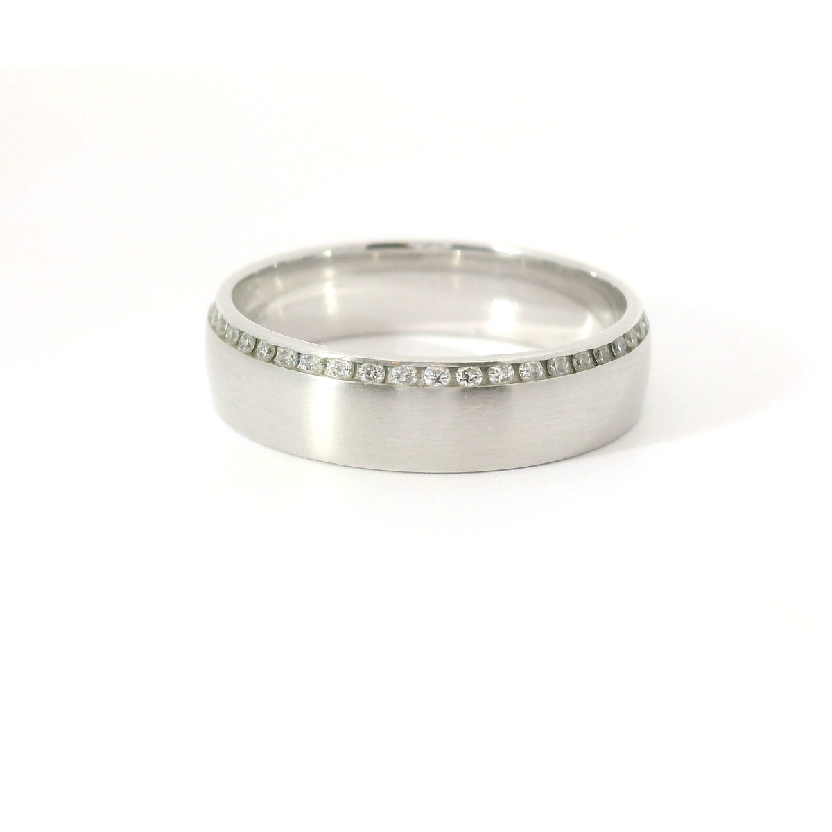 Damen-Ehering 585 Weißgold mit 45 Brillanten | Max Kemper | 4,0 mm breit